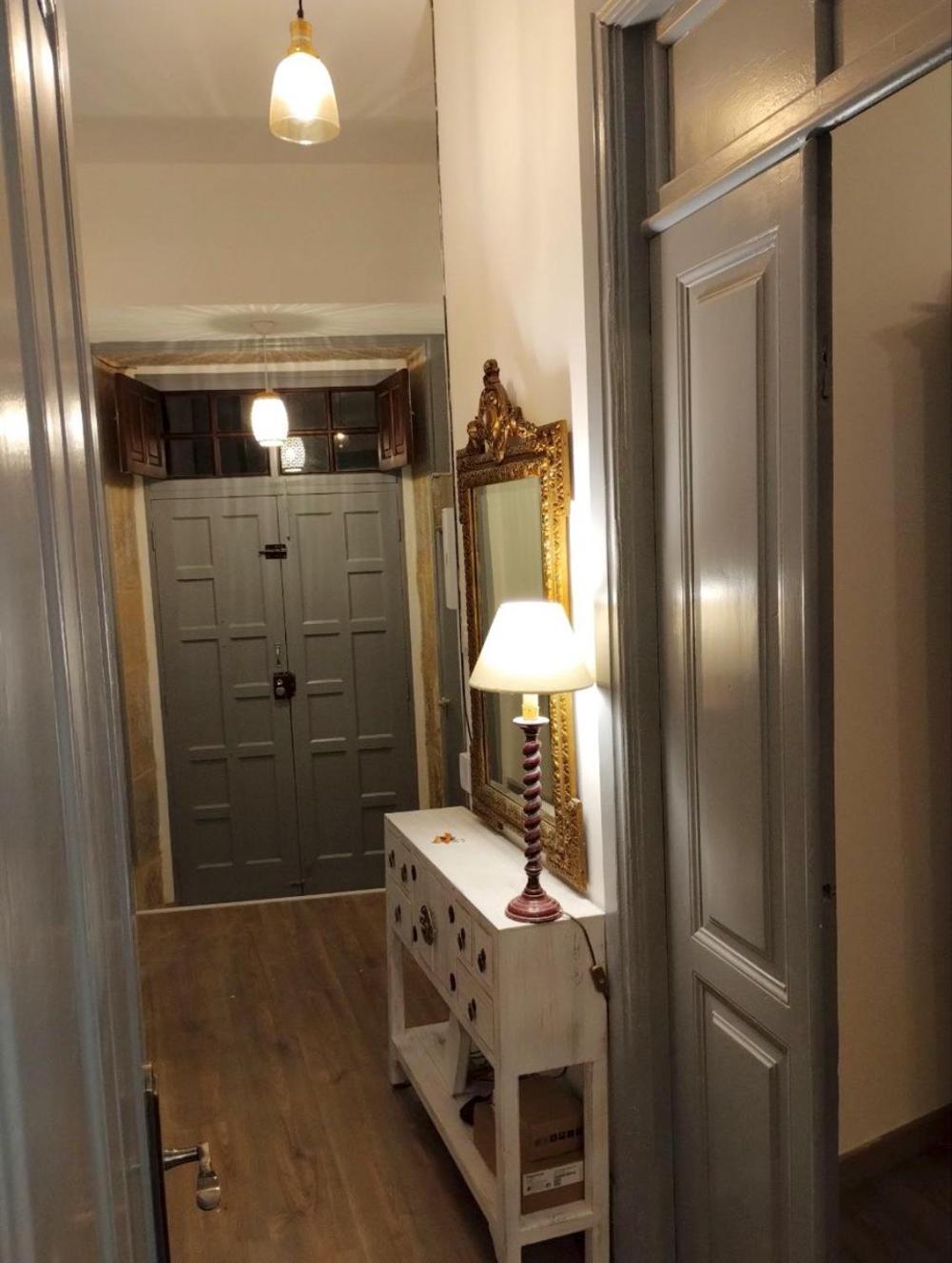 Piso Centrico De Tres Dormitorios Reformado Del S XIX Vigo Esterno foto